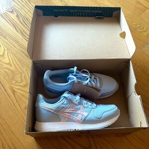 NWT Asics Gel Lyte Classic GS 'Soft Sky Peach'